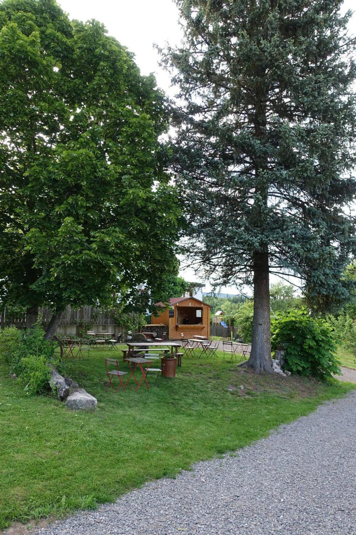 Blick In Den Garten Holzschlag Exterior foto